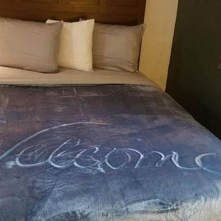 Hotel 2 Queen Beds Hotel Room 128 Booking Stillwater Exteriör bild
