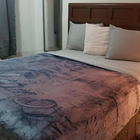 Hotel 2 Queen Beds Hotel Room 128 Booking Stillwater Exteriör bild